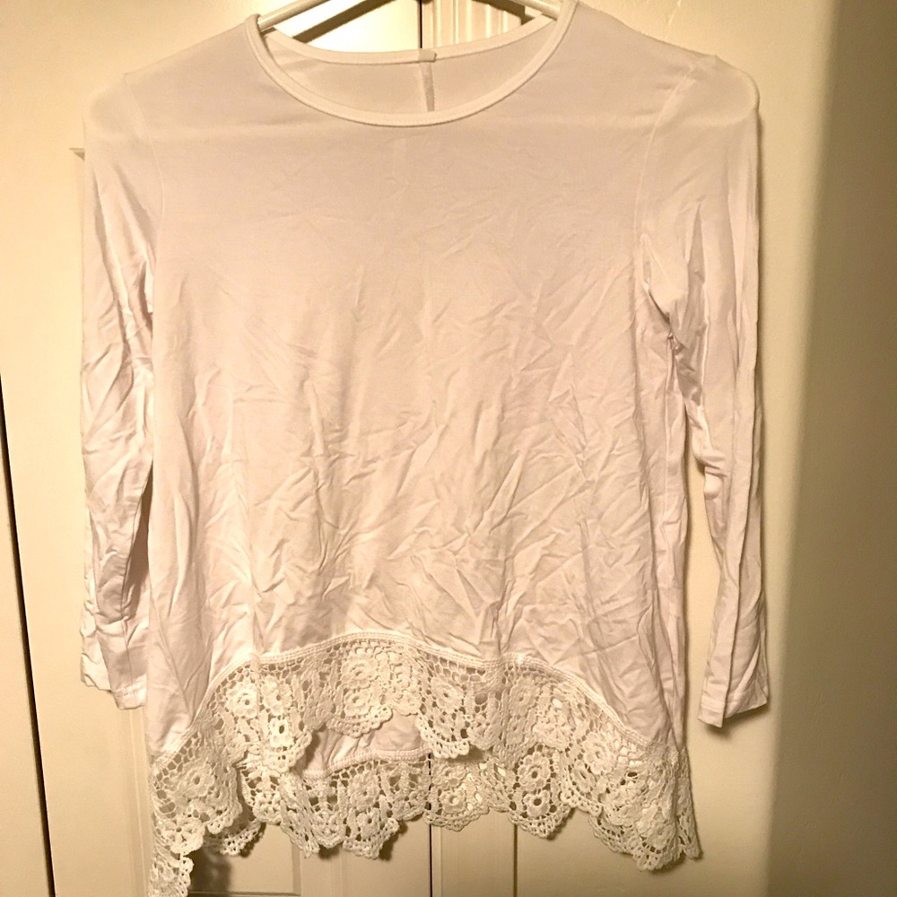Girls (10/12) White high low lace hem long sleeve tunic